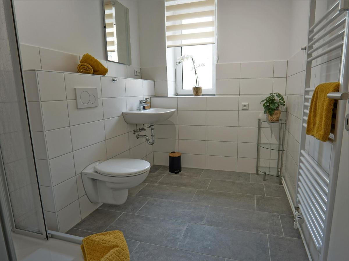Апартаменти "Hogulu" Brandenburg, Balkon, Neustadt, Kueche, Wassernaehe - Parkplatz Inklusive Brandenburg  Екстер'єр фото