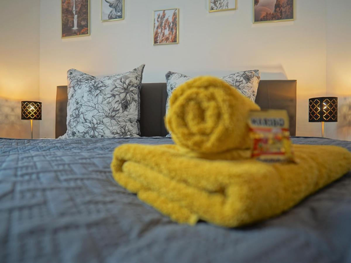 Апартаменти "Hogulu" Brandenburg, Balkon, Neustadt, Kueche, Wassernaehe - Parkplatz Inklusive Brandenburg  Екстер'єр фото