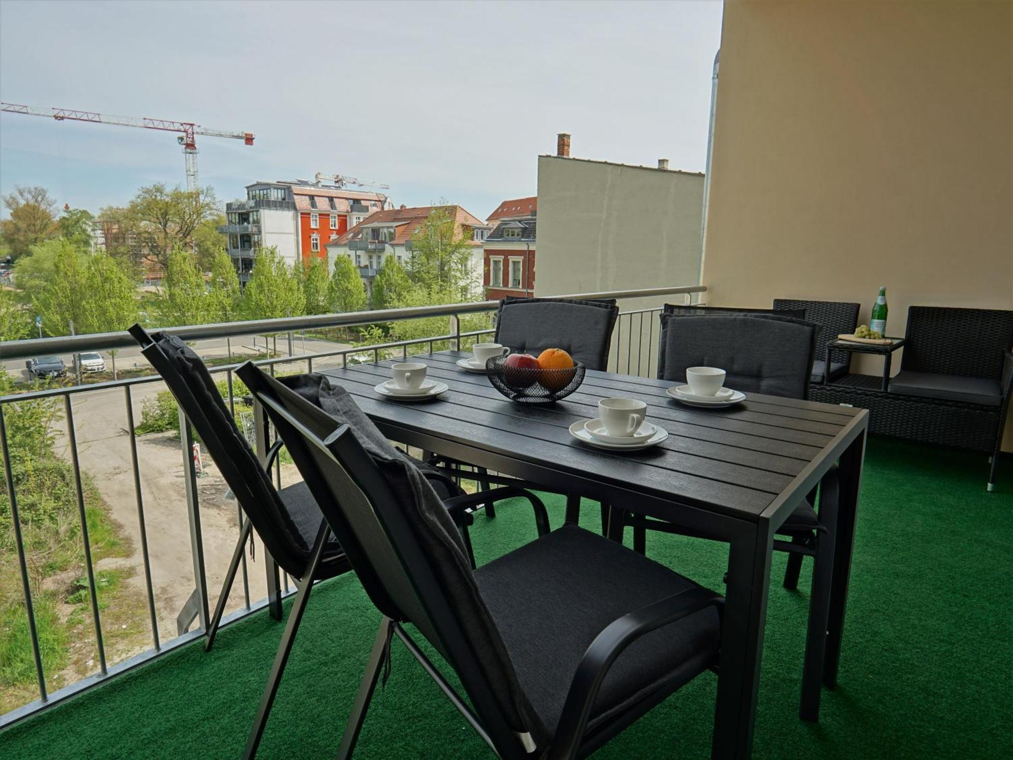 Апартаменти "Hogulu" Brandenburg, Balkon, Neustadt, Kueche, Wassernaehe - Parkplatz Inklusive Brandenburg  Номер фото