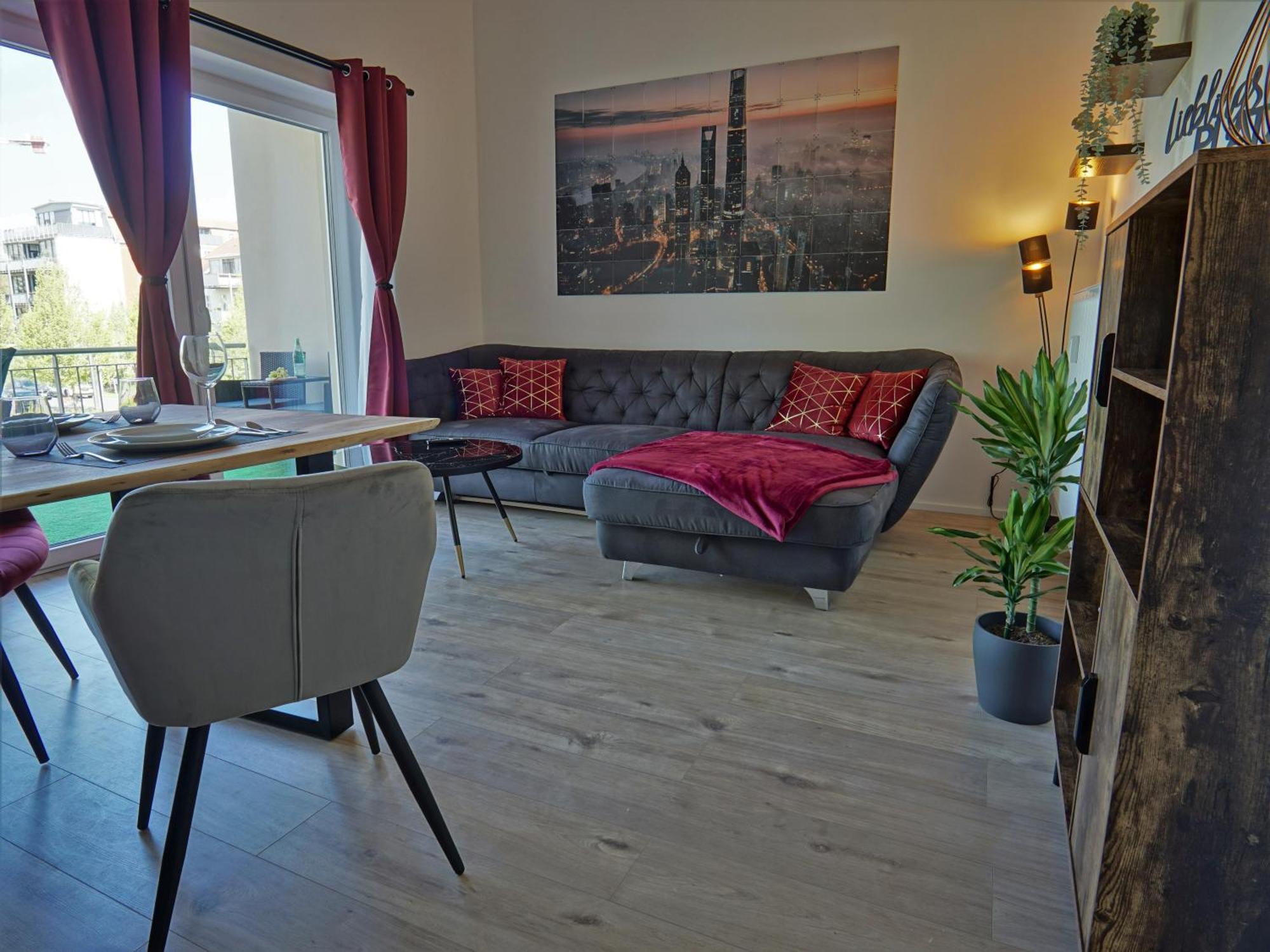 Апартаменти "Hogulu" Brandenburg, Balkon, Neustadt, Kueche, Wassernaehe - Parkplatz Inklusive Brandenburg  Номер фото